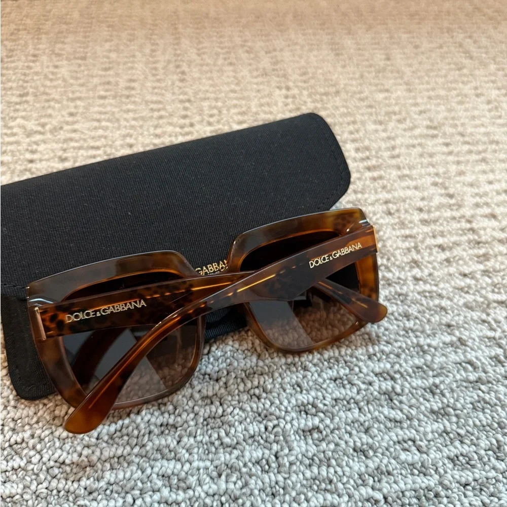 Dolce & Gabbana Havana Animal Print Shaded Sunglasses - Picture 10 of 10